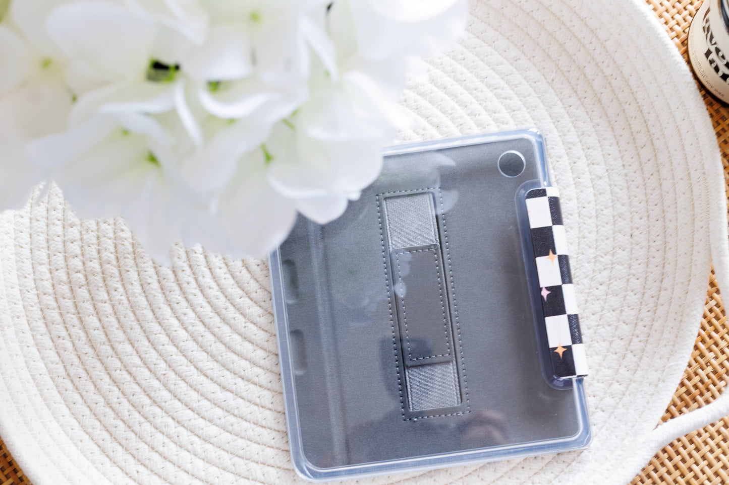 Coquette Berries Clear Back and Handstrap Kindle Case