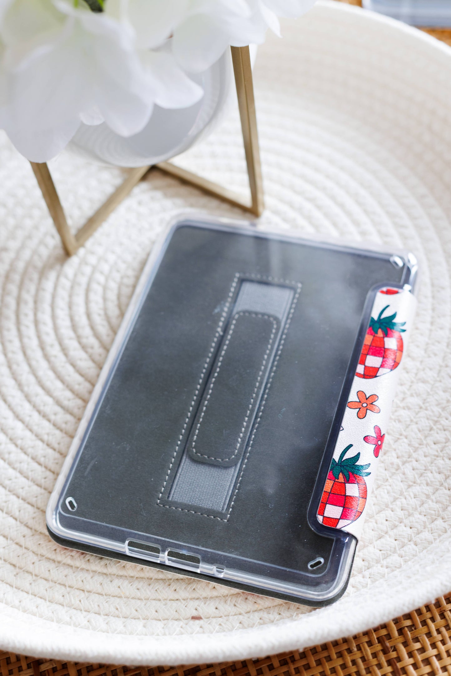 Miranda's Best Friend Clear Back and Handstrap Kindle Case