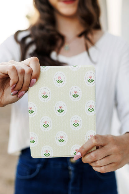 Cottage Blooms Removable Cover Kindle & Kobo Case