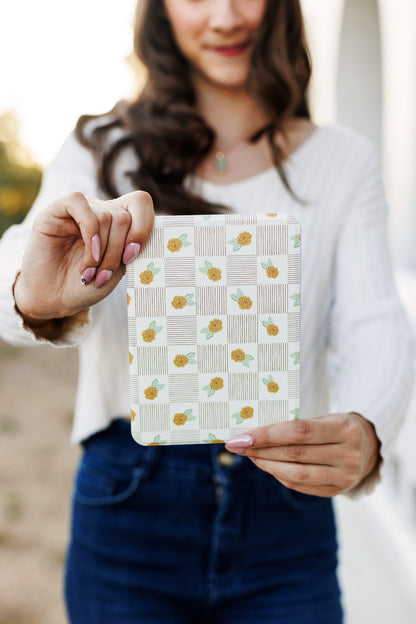 Checkered Blooms Kindle Case