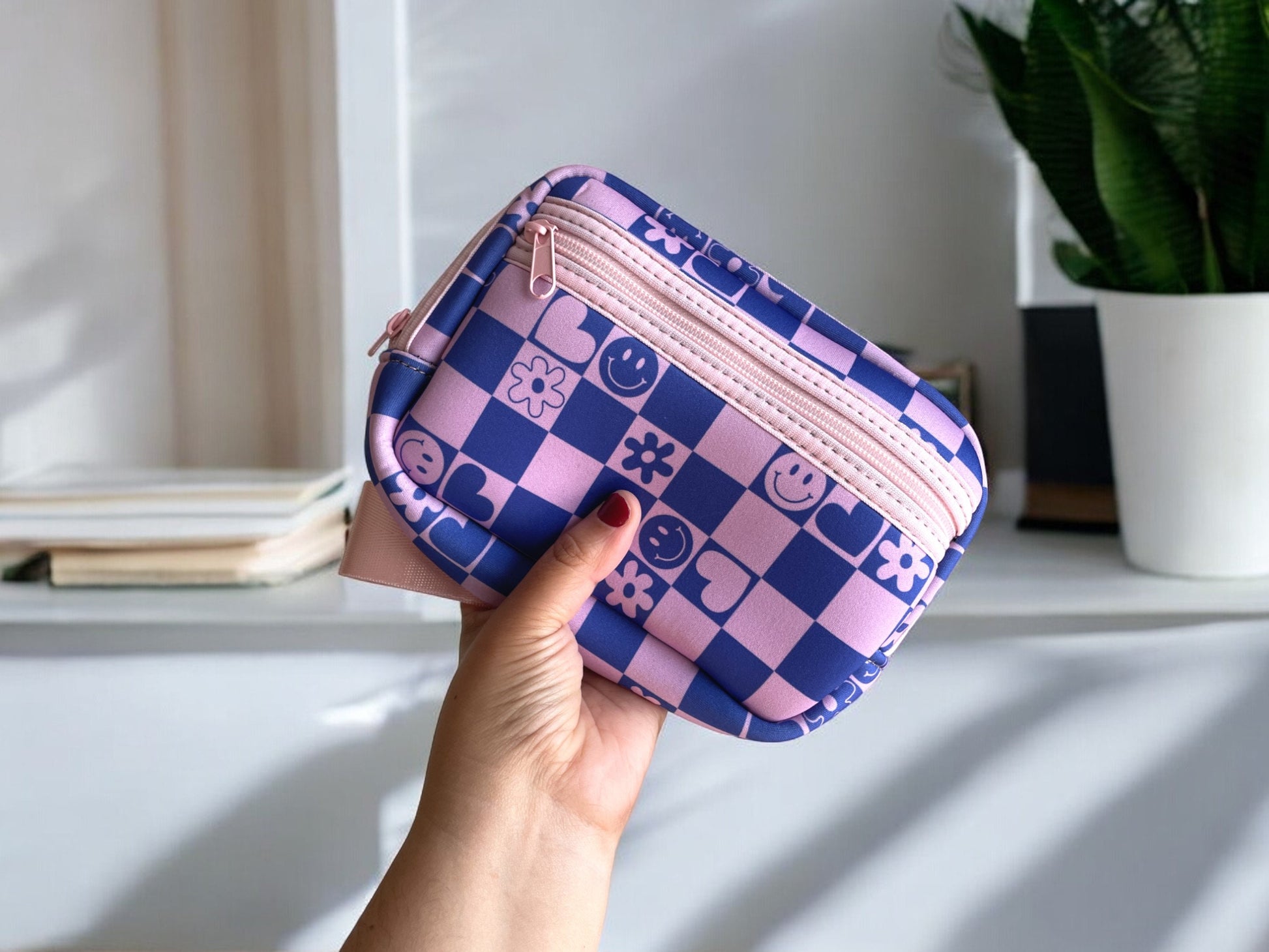 Checkered pattern nylon belt bag with zipper on the front